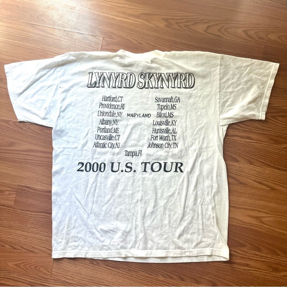 Lynyrd Skynyrd 2000 Tour Tee - Picture 3 of 7